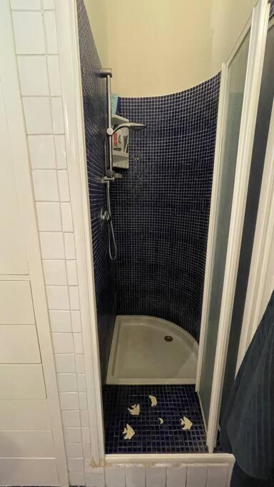 Ferienwohnung "Iris" Milano Lunigiana In Stazione Centrale Exterior foto